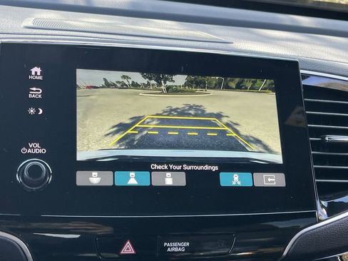 Used 2023 Honda Passport Elite image 18