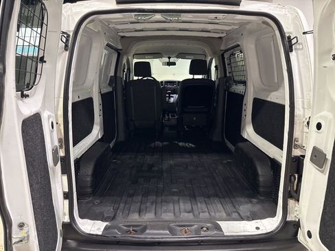 Used 2019 Nissan NV200 S FWD image 29