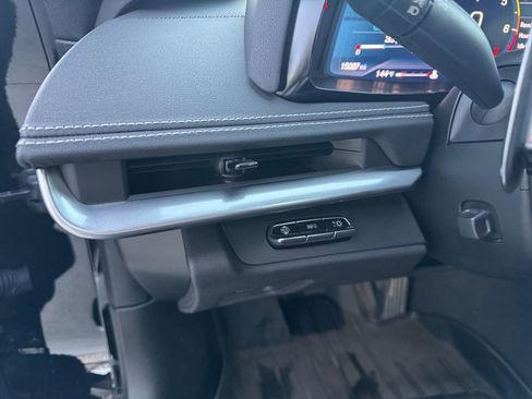 Used 2021 Chevrolet Corvette Stingray Preferred Cpe w/ Z51 Performance Package image 14