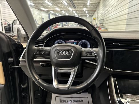 Used 2020 Audi Q8 Premium Plus image 13
