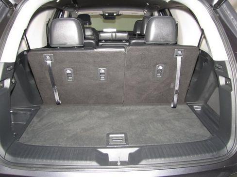 Used 2025 Honda Pilot EX-L image 16