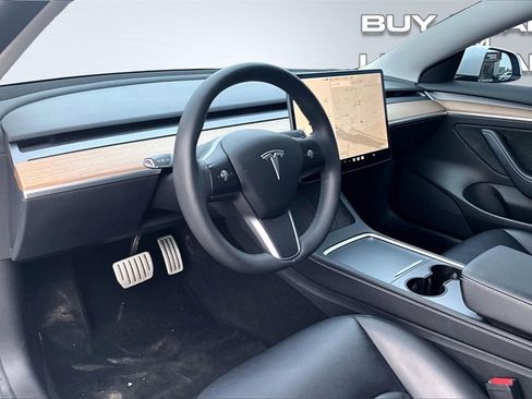 Used 2022 Tesla Model 3 Performance image 14