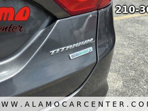 Used 2016 Ford Fusion Titanium FWD image 12