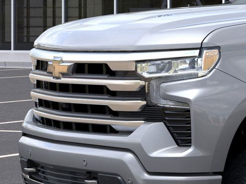 New 2026 Chevrolet Silverado 1500 High Country AWD/4WD image 13