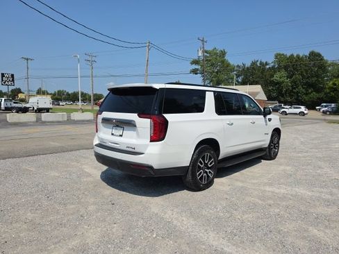 Certified 2021 GMC Yukon XL AT4 w/ Rear Media and Nav Package AWD/4WD image 5