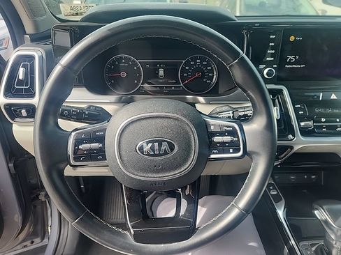 Used 2021 Kia Sorento SX FWD image 21