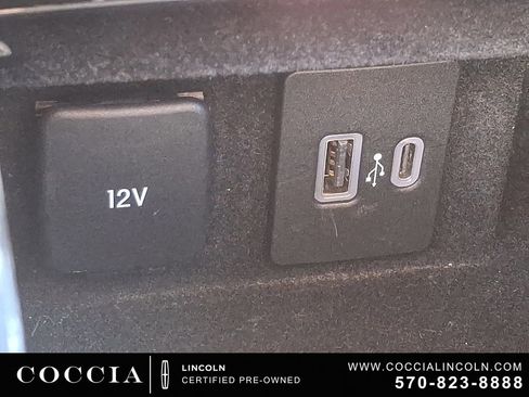 Certified 2021 Lincoln Corsair AWD w/ Equipment Group 101A image 25
