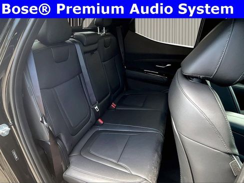 New 2025 Hyundai Santa Cruz Limited image 9