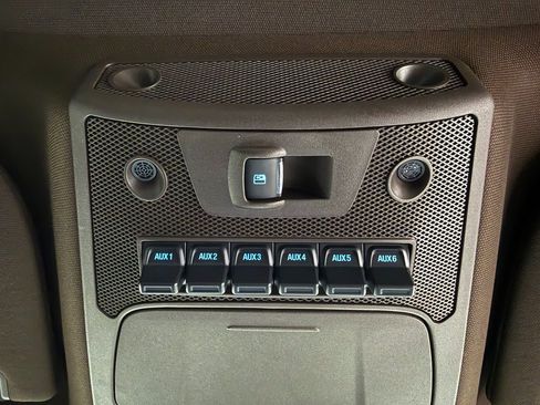 Used 2021 Ford F350 Platinum w/ Tremor Off-Road Package image 30