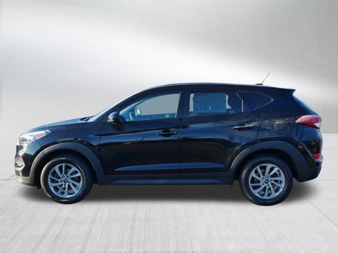 Used 2017 Hyundai Tucson SE image 4