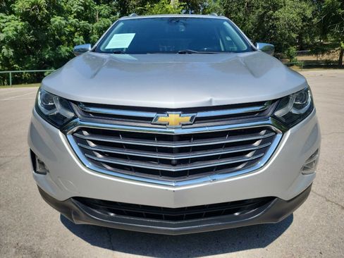 Used 2018 Chevrolet Equinox Premier FWD image 2