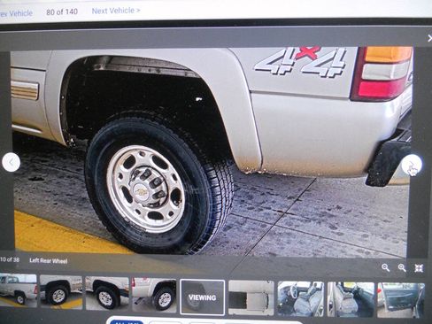 Used 2002 Chevrolet Silverado 2500 LS w/ Electrical Convenience Pkg AWD/4WD image 12