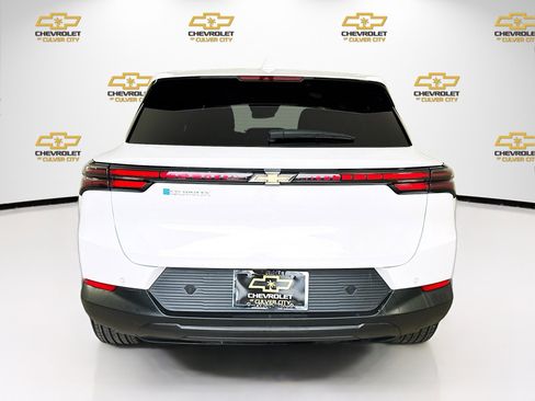 Used 2025 Chevrolet Equinox EV LT w/ LPO, All-Weather Mat Package image 6