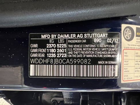 Used 2012 Mercedes-Benz E 350 4MATIC Sedan image 34