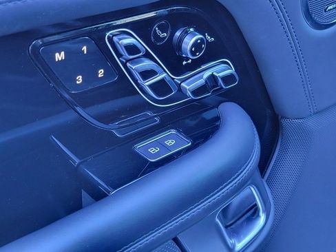 Used 2021 Land Rover Range Rover SV Autobiography Dynamic image 29