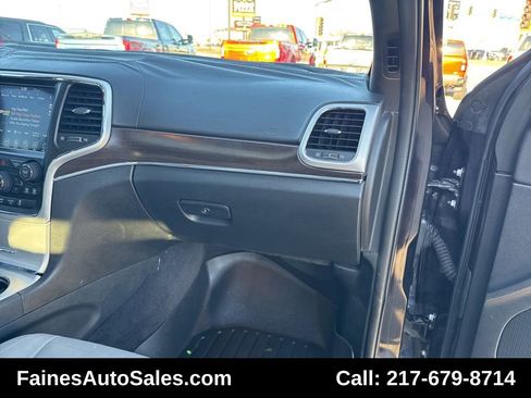 Used 2018 Jeep Grand Cherokee Limited image 97