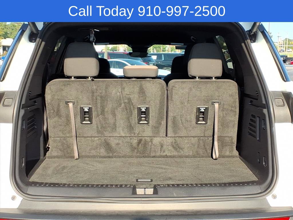 Used 2026 Chevrolet Traverse LT w/ Driver Confidence Package FWD image 21