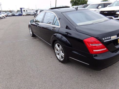 Used 2011 Mercedes-Benz S 550 4MATIC image 37