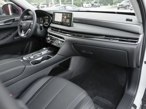 Certified 2026 INFINITI QX60 Luxe w/ Cargo Package FWD image 38