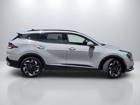 Used 2023 Kia Sportage SX FWD image 3