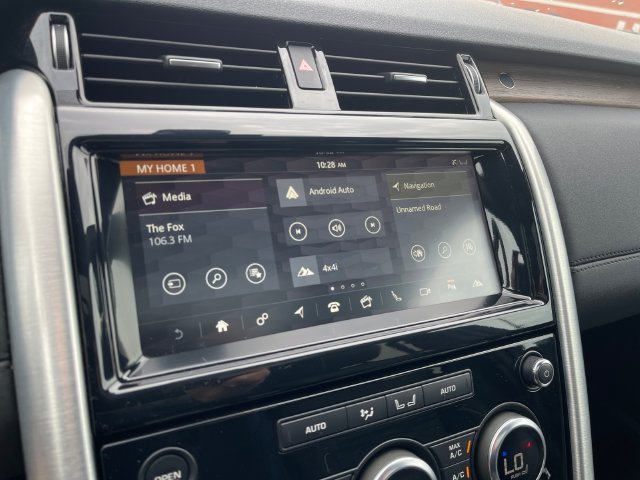 Used 2018 Land Rover Discovery HSE AWD/4WD image 27