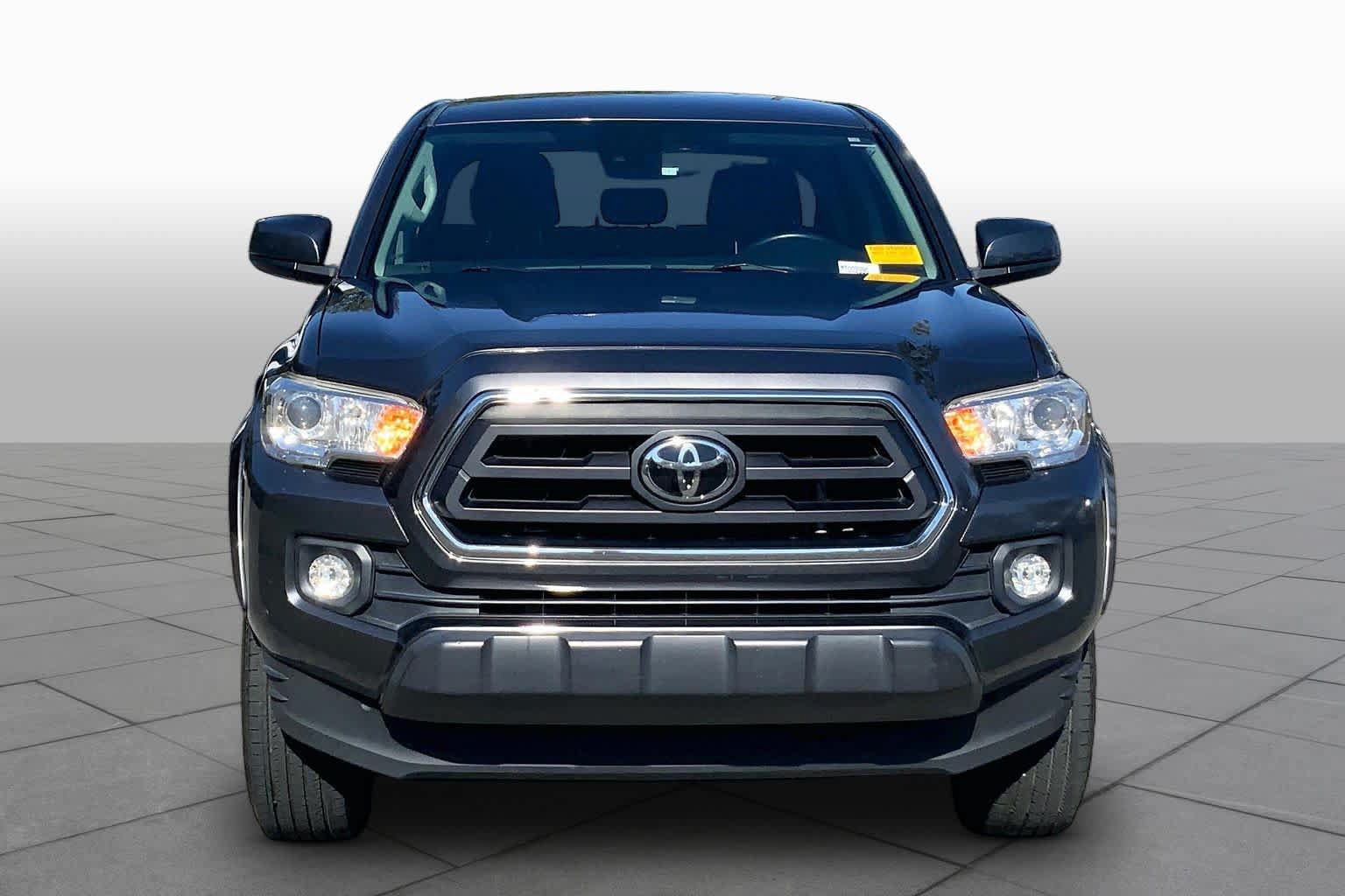 Used 2021 Toyota Tacoma SR5 RWD image 4