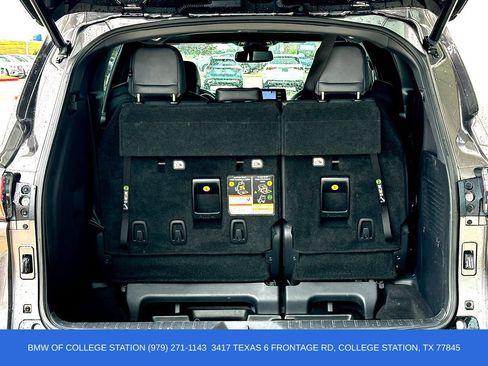 Used 2021 Toyota Sienna XSE FWD image 32