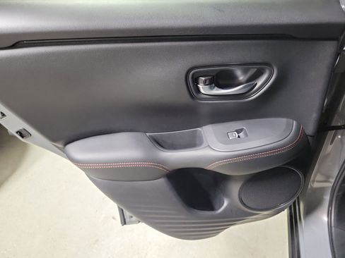 Used 2024 Honda HR-V Sport image 9