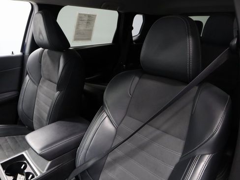 Used 2024 Mitsubishi Outlander SE image 26