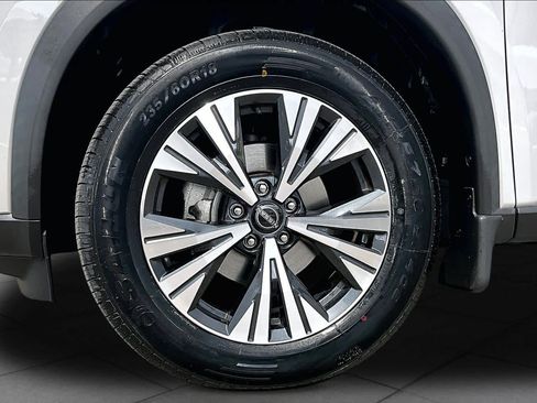 Certified 2023 Nissan Rogue SV w/ SV Premium B Package AWD/4WD image 11