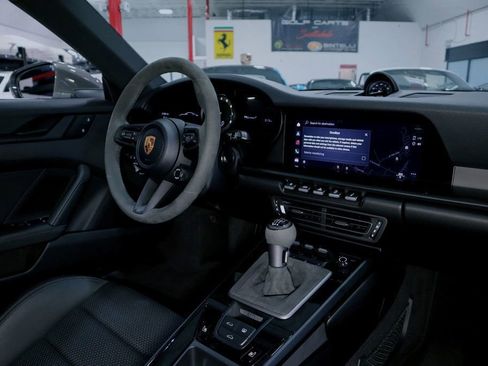 Used 2023 Porsche 911 Carrera T image 29