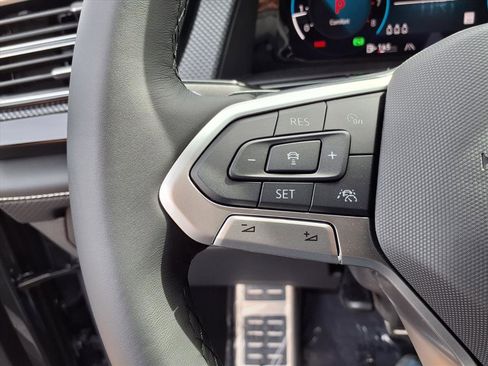 New 2026 Volkswagen Atlas Cross Sport SEL Premium R-Line image 16