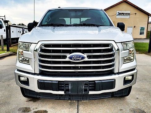 Used 2017 Ford F150 XLT w/ Equipment Group 302A Luxury RWD image 12