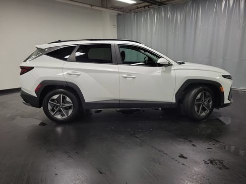 Used 2025 Hyundai Tucson SEL FWD image 9