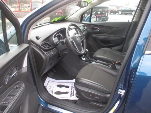 Used 2020 Buick Encore Preferred w/ Safety Package image 5