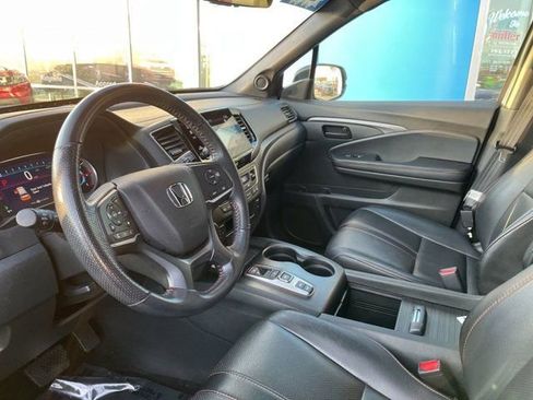 Used 2022 Honda Pilot TrailSport image 6