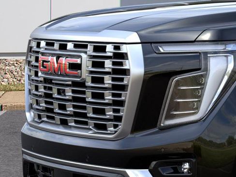 New 2026 GMC Yukon XL Denali AWD/4WD image 13
