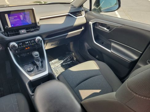 Certified 2025 Toyota RAV4 XLE AWD/4WD image 15