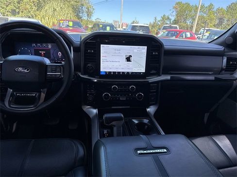 Used 2024 Ford F150 Platinum image 18