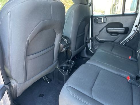 Used 2020 Jeep Wrangler Unlimited Sport image 28