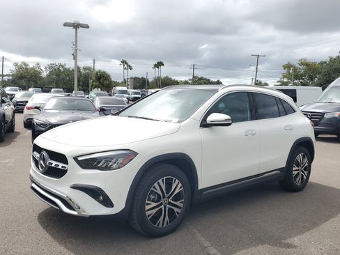 Used 2025 Mercedes-Benz GLA 250 GLA 250 image 2