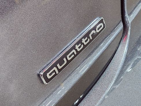 Used 2022 Audi Q8 Prestige image 26