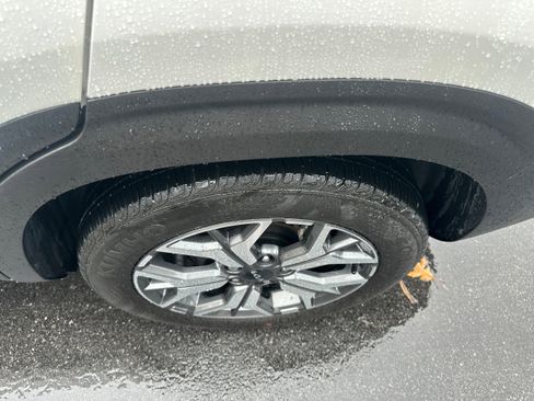 Used 2023 Kia Seltos EX image 9