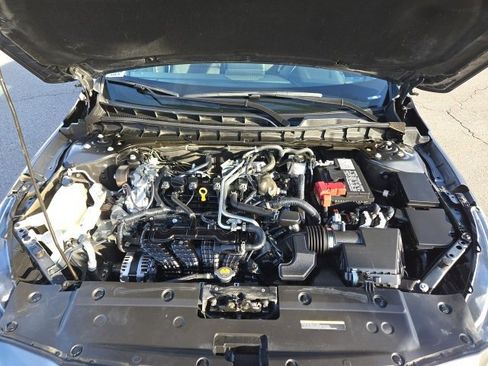 Used 2023 Nissan Altima 2.5 SV image 30
