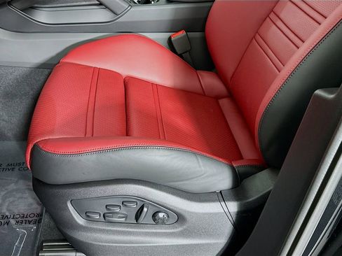 New 2026 Porsche Cayenne S image 22