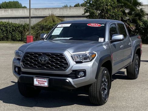 Certified 2022 Toyota Tacoma TRD Off-Road image 20