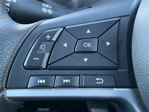 Used 2025 Nissan Altima 2.5 SV image 21