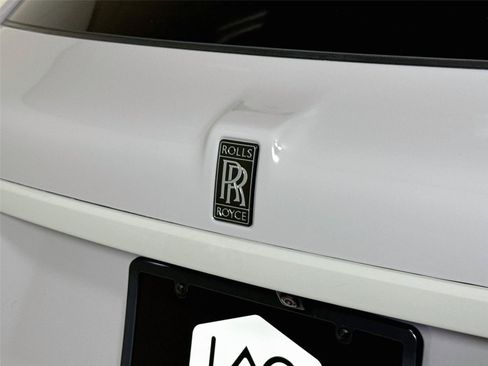 Used 2024 Rolls-Royce Cullinan Black Badge w/ Leather Finishing Pack AWD/4WD image 38