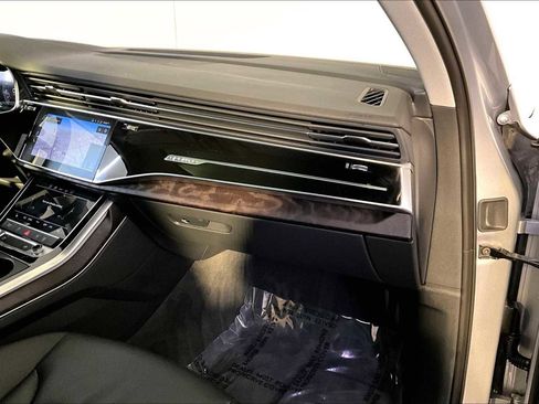 Used 2022 Audi Q7 3.0T Premium w/ Interior Protection Package image 18