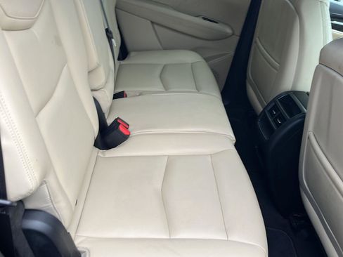 Used 2017 Cadillac XT5 FWD image 27